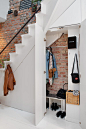 Very Stylish Duplex With Cleverly Hidden Storage Spaces | Homedit