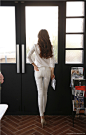经典款显瘦轻薄棉质紧身裤百搭单品 : Romantic & Trendy Looks, Styleonme