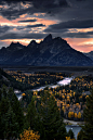 Icon / Snake River Overlook, Grand Tetons by: Dave McEllistrum