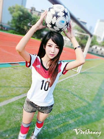 2014世界杯足球宝贝夏小薇_订阅_腾讯...