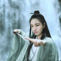 自在如风的少年啊采集到写真