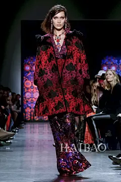 童话般的异想空间！安娜苏 (Anna Sui) 2018秋冬女装秀，海报网带你亲临2018秋冬纽约时装周