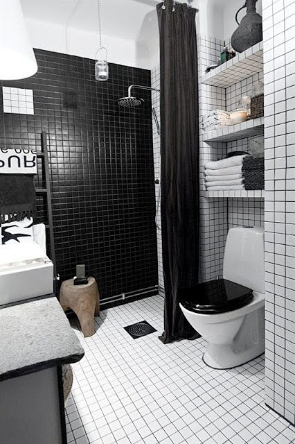 黑白色调浴室设计