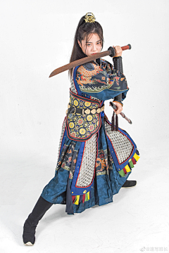 小雷1990采集到古代服饰
