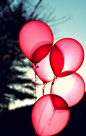 red balloons: 