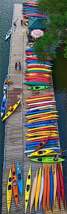 Kayak rainbow