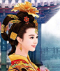 做个如水女子，静时波澜不惊，风来涟漪如花；做个静默女子，如丁香无语绽放，只给那些懂你的人；做个善良女子，心无怨恨者美丽，心存宽恕者圣洁；做个坚韧女子，你不是某人的附庸和点缀，更不是某个空间里装饰的花瓶；做个奋斗女子，走在路上的女人最迷人，有追求目标的女人最动人。 #妩媚# #古典# #美女#