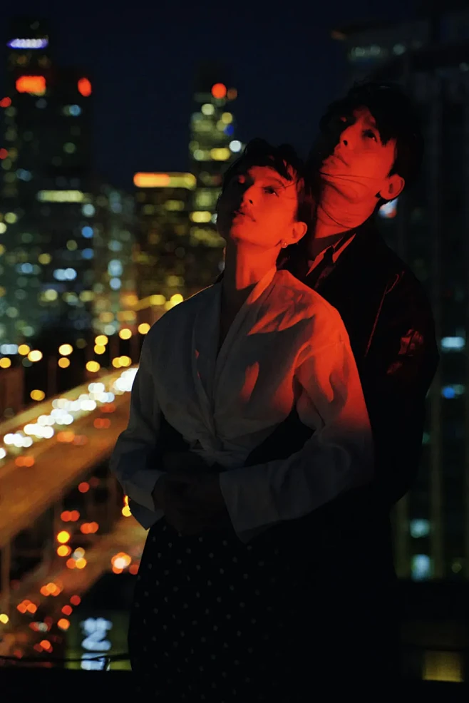 摄影 / 周健