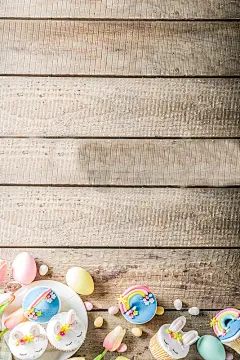 可爱的自制复活节纸杯蛋糕