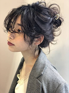 翻墙的奈亚子呀采集到美 beauty