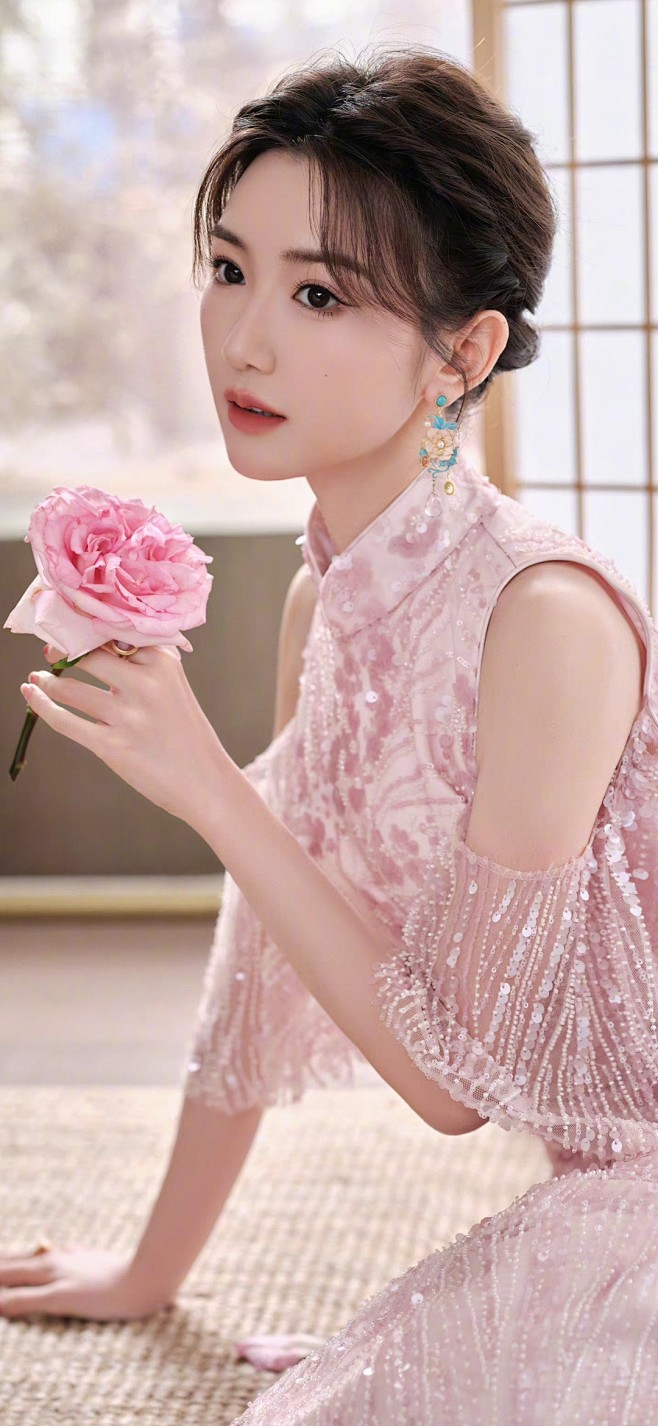 毛晓彤
采集@别致的七