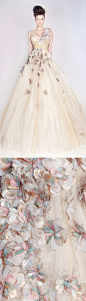 Rami Kadi / 
Les Jardins Suspendus 2013
SS13-14
Hand Embroidered Tulle Gown
——————————————
#礼服# #Dresses#