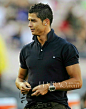C·罗纳尔多 (Cristiano Ronaldo) 身着棉质Polo衫现身球场