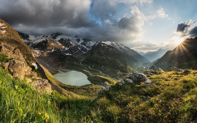 General 1600x1000 Nature Landscape Sunset Mountains Sun Rays Lake Grass 