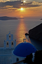 [图日落]一定要和心爱的人，去希腊圣托里尼岛看一次爱琴海的日落 - 流年伴夏