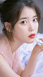 IU