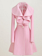 粉紅色絲絨外套