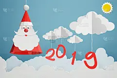 纸艺术风格的圣诞老人帽和2019挂在蓝天白云，完美的新年或圣诞贺卡，为您生活中的亲人，3D渲染设计。