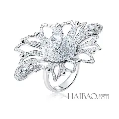 【图】周大福与Forevermark?永恒印记联手呈现“爱的守护”、“心欣爱”系列钻石珠宝，庆祝品牌成立85周年_第2页_珠宝_海报时尚@北坤人素材