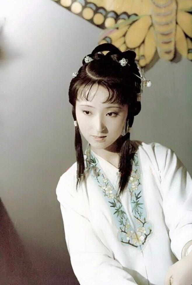 87版红楼梦陈晓旭饰林黛玉