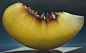 ®水果的对半横切面，来自俄罗斯画家Dennis Wojtkiewicz。你相信这是画出来的吗？！