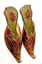 Fey or fairy shoes from leaf patterns