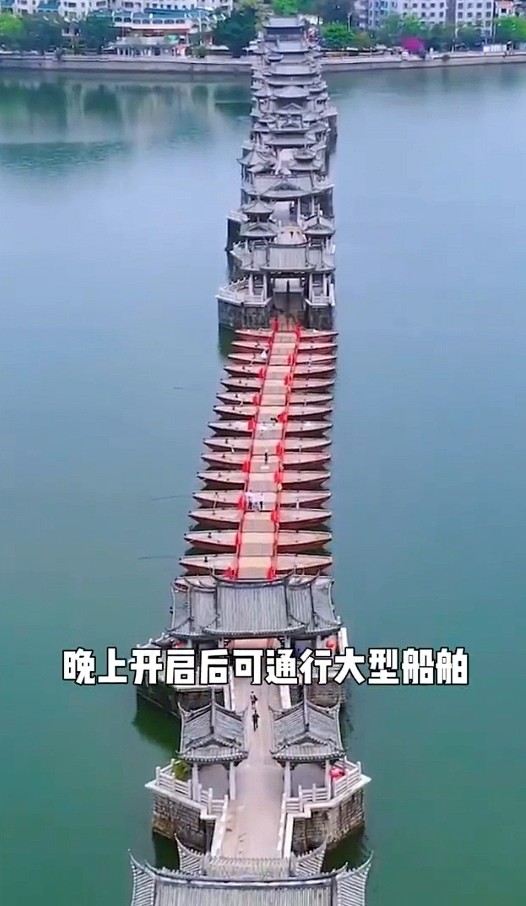 广东潮州古城 广济桥 现实版的过河拆桥