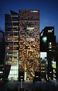 15 Breathtaking Examples of Stained Glass in Contemporary Architecture 
建筑立面.表皮.玻璃