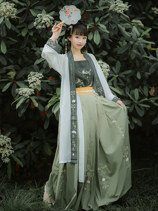【凤鸣】汉韵阁芙蓉原创汉服女正品春夏宋制禙子6米大摆齐腰儒裙-淘宝网-花瓣网