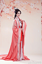 诗书】女傅，教导皇亲贵胄之子女，帝师，上导帝王天子，下教万民。班门忠烈固汉氏，落叶知根寻宗祠。心读汉书拜左传，终成帝王天下师。