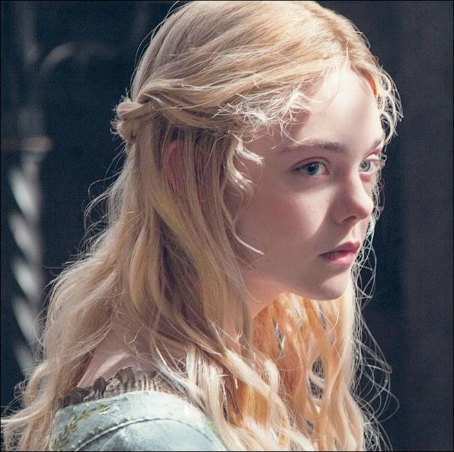 Elle Fanning