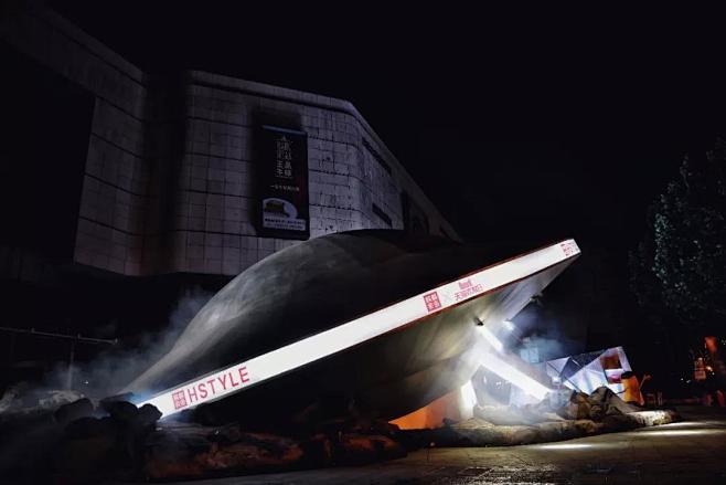 轰动全国的杭州UFO事件，原来是韩都衣舍...