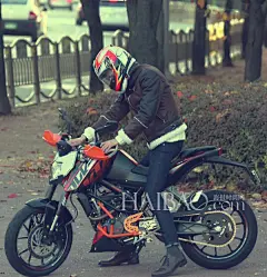 【图】不是标准型，一样迷死人！金宇彬韩剧《继承者们》的服饰造型回顾：身材气质高人一等，“鱼饼”帅到无死角！_第13页_金宇彬_海报时尚网