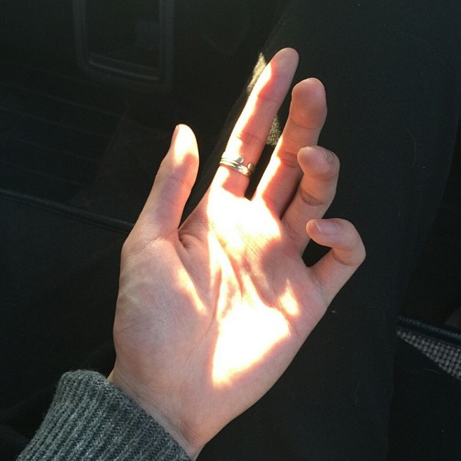 “以后做个简单的人，少说废话，不庸人自扰...