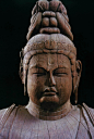 众宝王菩萨立像，重要文化财　奈良时代（８世纪） 木造，供奉在奈良唐招提寺 ​​​​