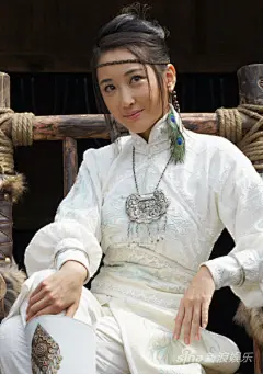 杜若溪--白孔雀