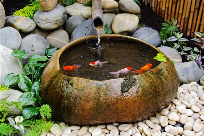 石雕鱼缸 鹅卵石养鱼池 天然石材家用浴缸...