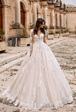 Naviblue 2019 Wedding Dresses_婚纱摄影视觉志