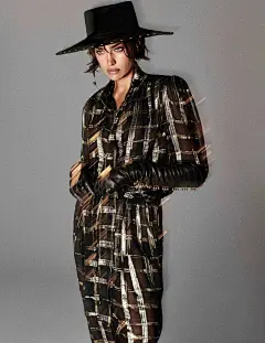 艾琳娜·谢克（Irina Shayk），Giampaolo Sgura为《 Vogue》西班牙版2018年9月（17）.jpg