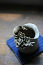 「素器」手工捏花陶泥花器 古朴陶泥花插的图片