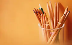 手绘美丽铅笔壁纸高清大图预览1440x900_唯美壁纸下载_彼岸桌面