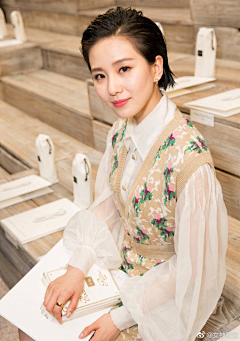 纯调采集到女神们