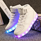 Meninos e meninas em promoção com sapatos brilhantes de led, tênis leves recarregáveis ​​USB