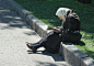 Old Lady Reading by Rob Lee, via Flickr