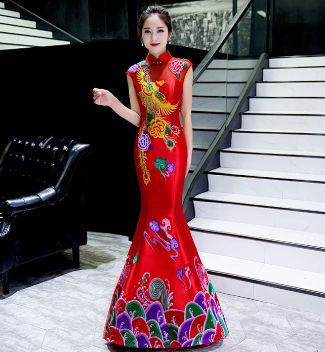 晚礼服女中式刺绣晚装新娘敬酒服修身显瘦鱼...