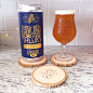 Theory Brewing Co. Crowler Design : Behind every great beer is a great brewer, and Theory Brewing Co. is no 
exception. Designed by 12 Line Studio, the malt beverage is poured into a 
2-pint can adorned with an eye-catching blue label. By taking a 
hand-l