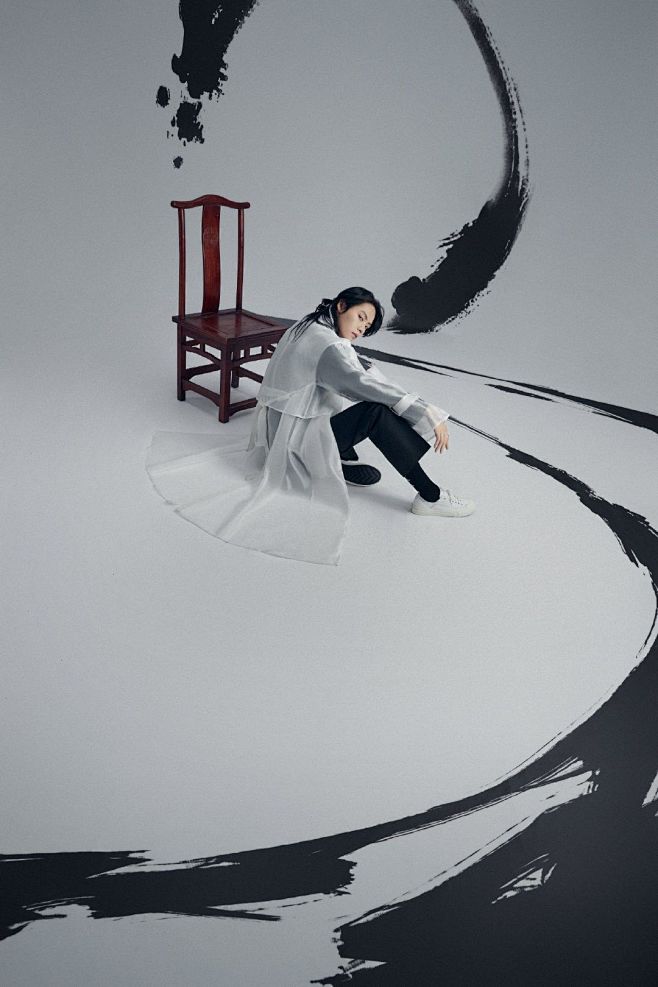 其中包括图片：