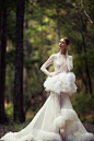 奢华刺绣 George Wu透视婚纱打造春夏性感新娘