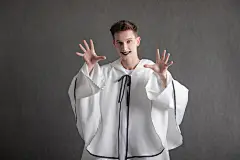 魔法诸圣日童话万圣节外模人物摄影图