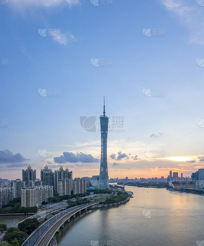 广州塔航拍图，广州塔是中国广州的标志性建筑图片_建筑图片素材-花瓣网
